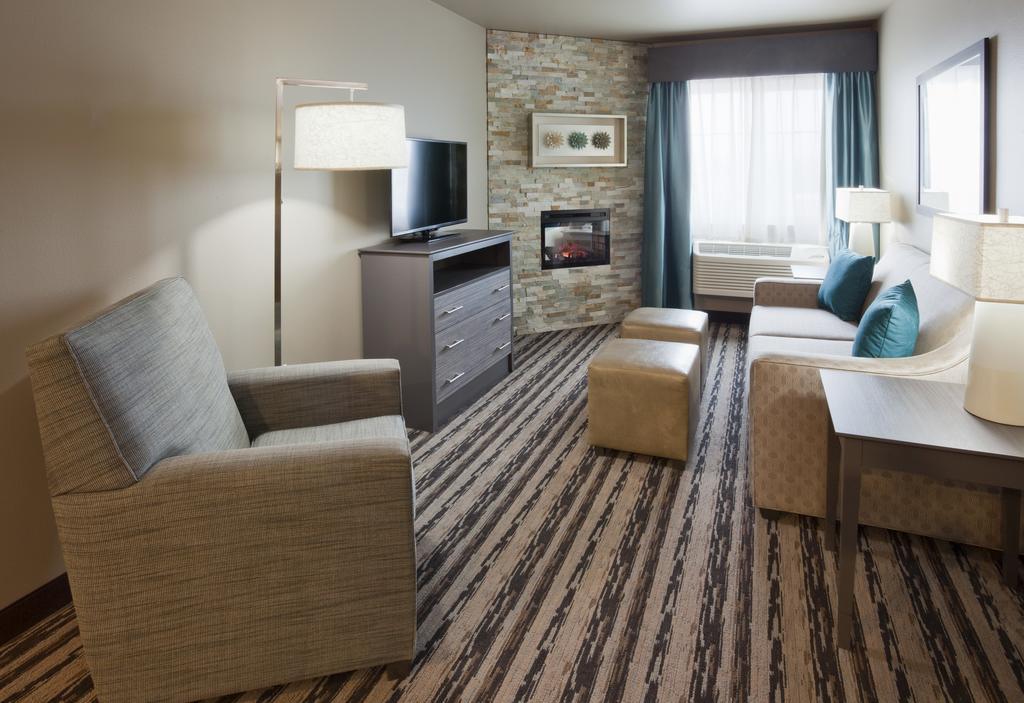 Grandstay Hotel & Suites Valley City エクステリア 写真