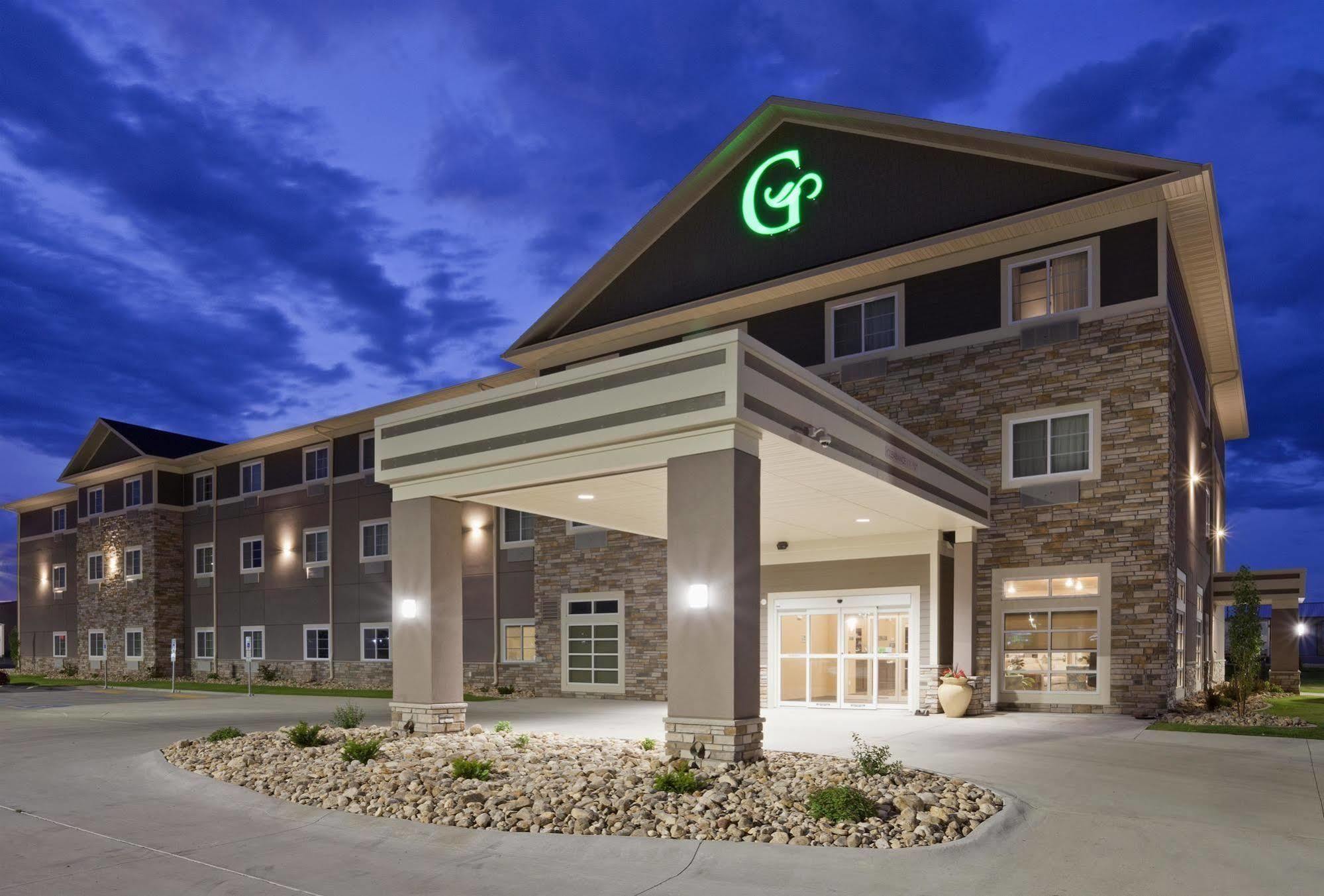 Grandstay Hotel & Suites Valley City エクステリア 写真