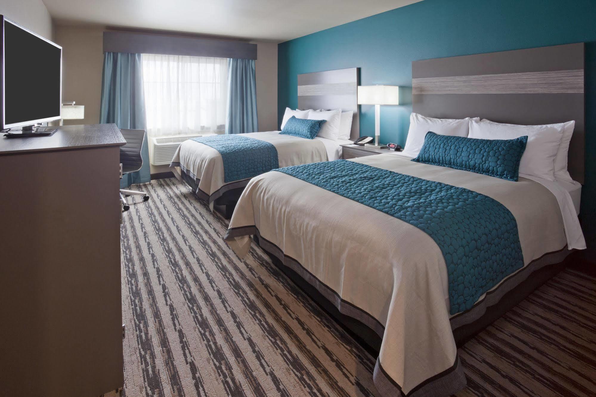 Grandstay Hotel & Suites Valley City エクステリア 写真